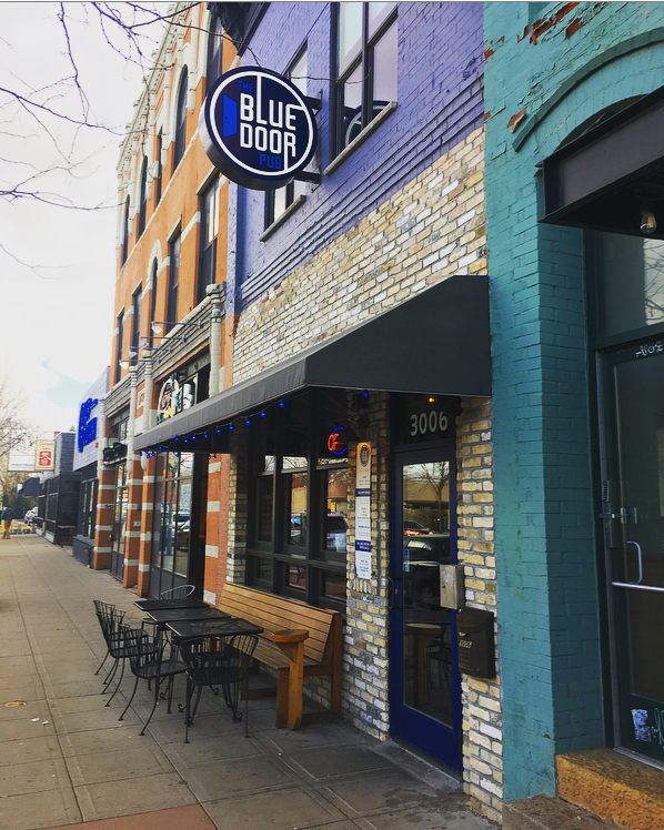 Blue Door Pub Uptown Minneapolis