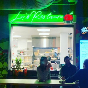 Lus Restaurant Graze Food Hall North Loop