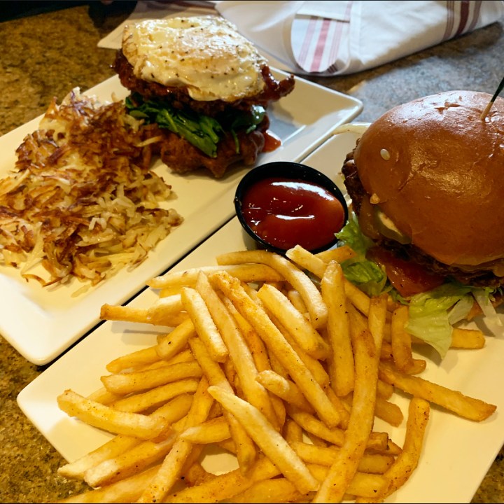 Lakes Tavern and Grill | Woodbury Lakes, Minnesota