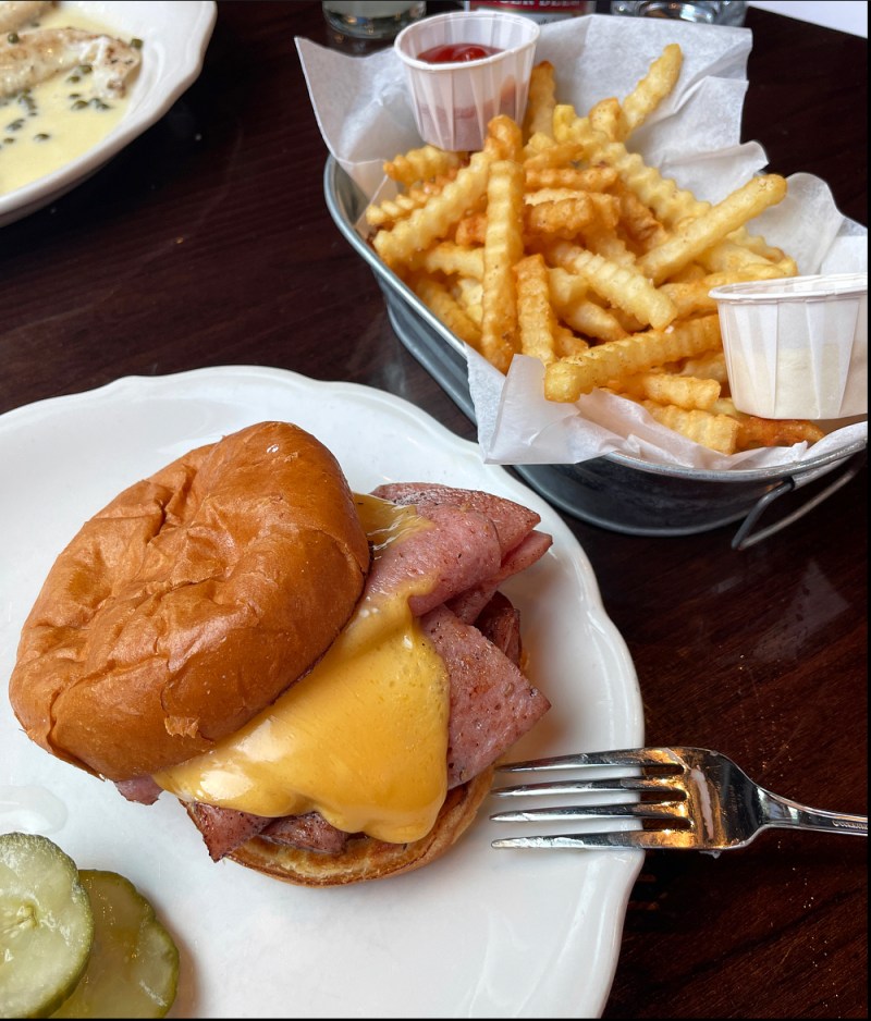 Saint Dinette Saint Paul, Minnesota