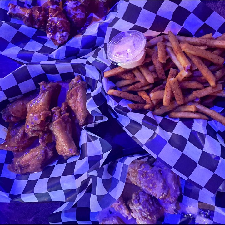 D-Spot Wings 2023 Update | Oakdale, MN