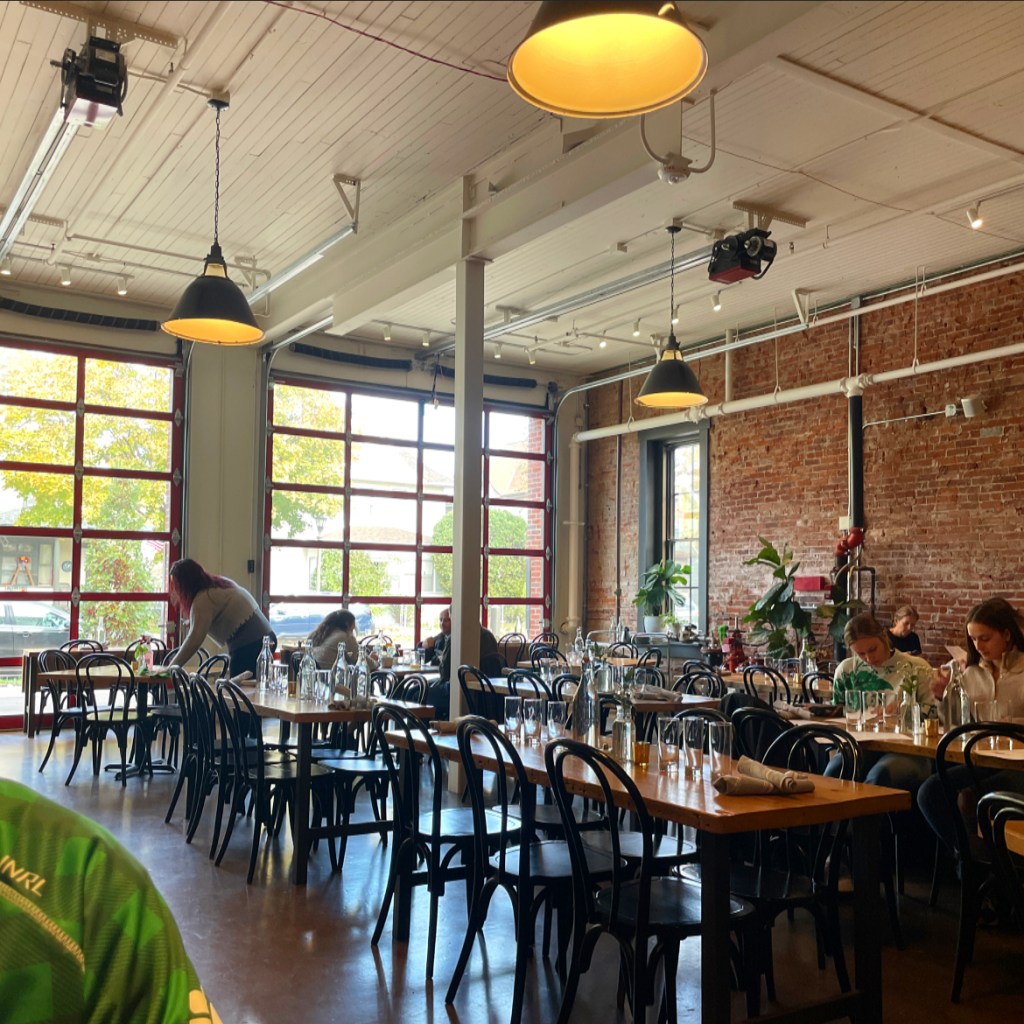 A Side Public House St. Paul, MN Hipster Hack Review