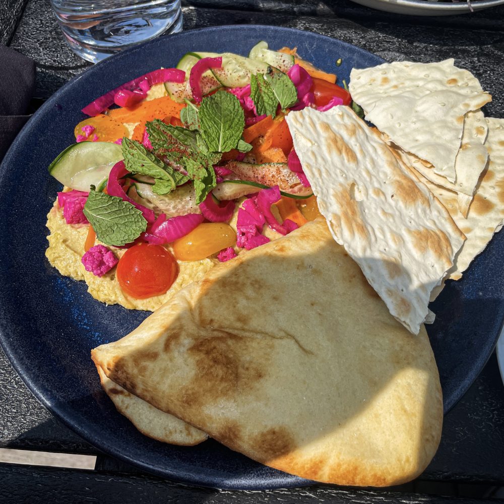 Brickhouse White Bear Lake Hipster Hack Food Review