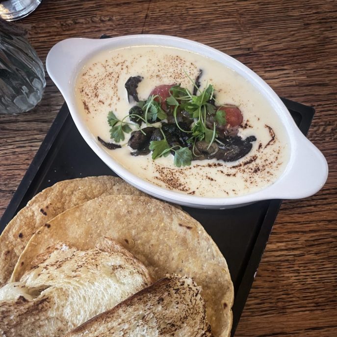 Xelas by El Sazon Stillwater Minnesota Hipster Hack Food Review